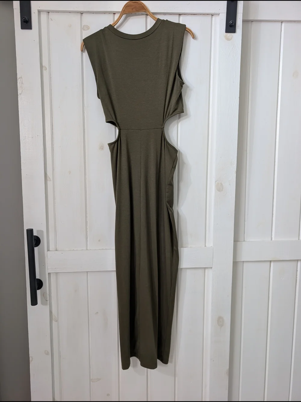 Olive Green Cutout Maxi Dress with Ring Detail Size S